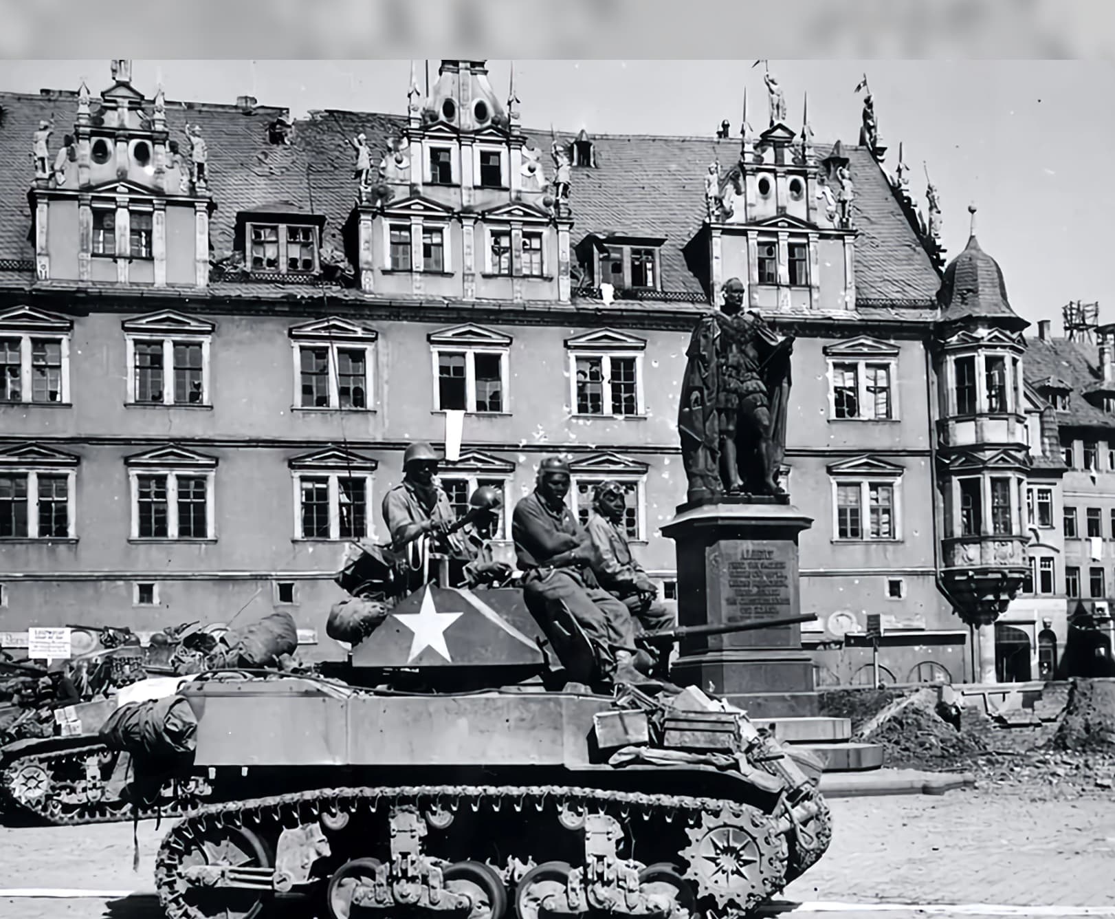 761st tank battalion ww2 -